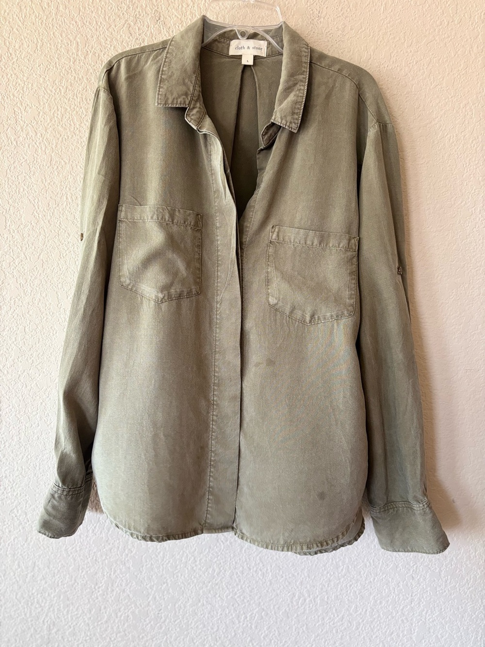 Cloth & Stone Anthropologie Women’s Chambray Beach Pocket Shirt Button Down Top